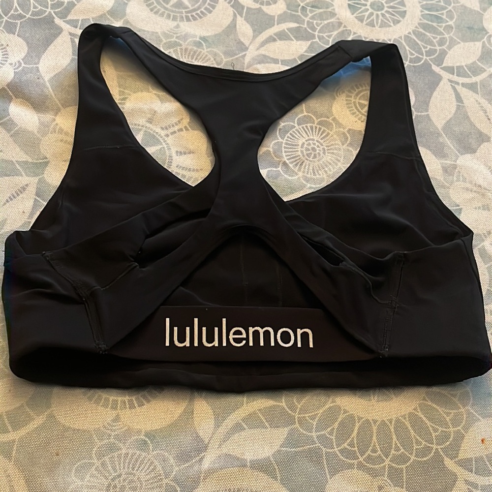 Lululemon Sports /workout Bra